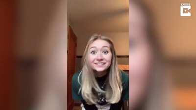 Teenager Can 'Delay' Her Voice