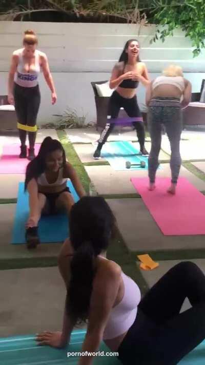 Gymnastics in the open air! [gif]