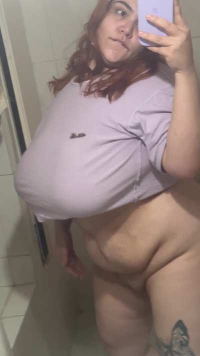 A chubby belly is hot or disgusting?