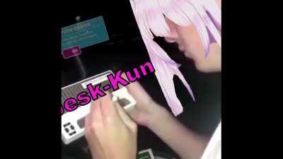 Rushia Desk Slam [LOUD]