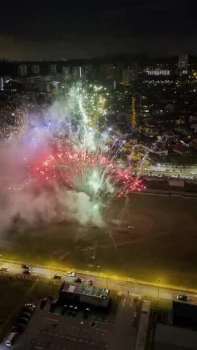 Bishan’s new year’s fireworks, in action