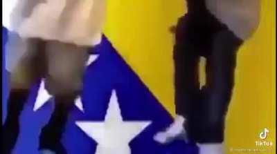 bosnia 🇧🇦