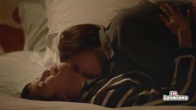 Zoe Chao & Kathleen Munroe (Strangers s02e05)