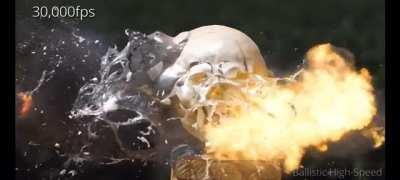 Воздействие 12.7 мм пули на череп (для впечатлительных поставил жесть)