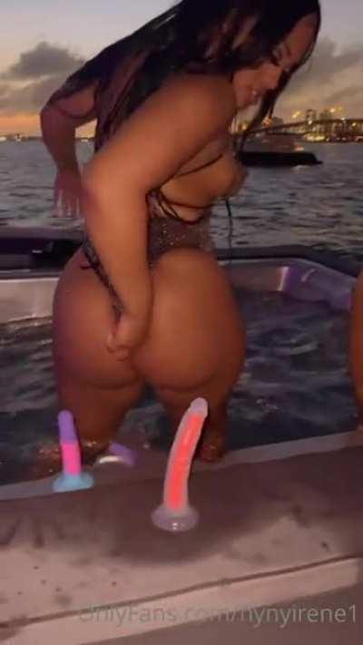 listen bro stop the nonsense all u got to do is message me megaapp is simple and easy to use