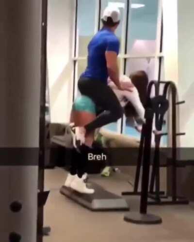 Personal Trainer Level Over 9000