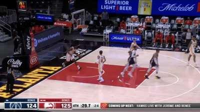 [Highlight] Westbrook cuts the lead to 1 with 30.1 left