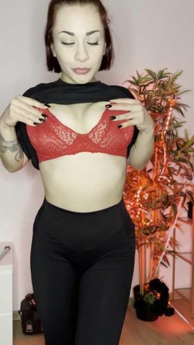 someone here that ordered a petite 18yo with huge tits - can i be ur fuckdoll?