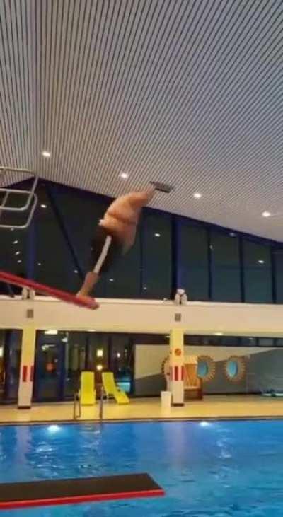 What is Beezy🍔 on 💀💀