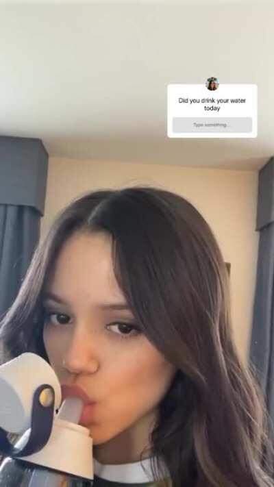Jenna Ortega and her amazing lips