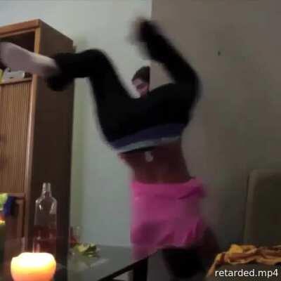 HMC while I try twerking upside down