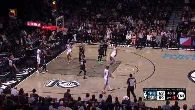 [Highlight] Maxey hits the hanging And-1 shot and talks back at somebody