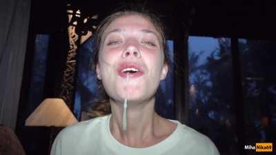 This Little Slut Loves a Mouthful of Spunk