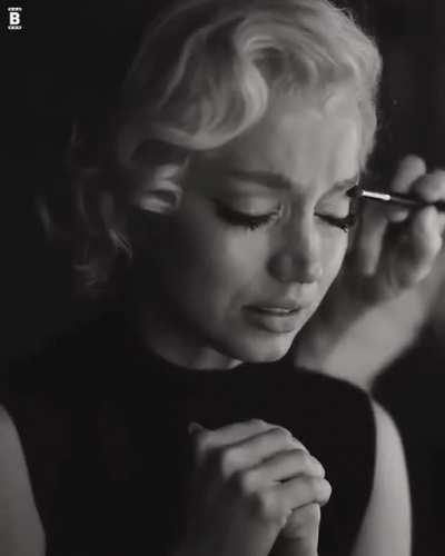 Ana de Armas as Marilyn Monroe