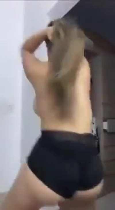 Arigameplays 🤤🥵