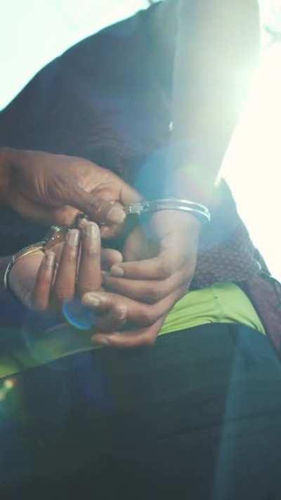 Muito bom. Povo na rua 29M.