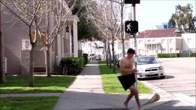 That soap be slippin doe