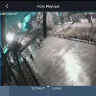 Quilmes: Cuatro pibes arruinaron el pavimento recién hecho para el barrio