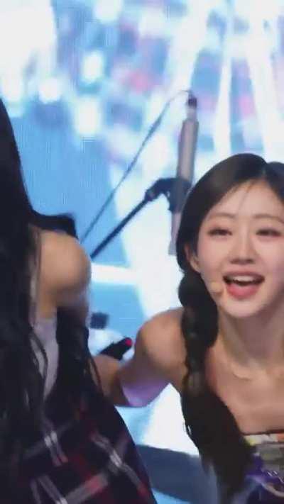 KISS OF LIFE - Natty