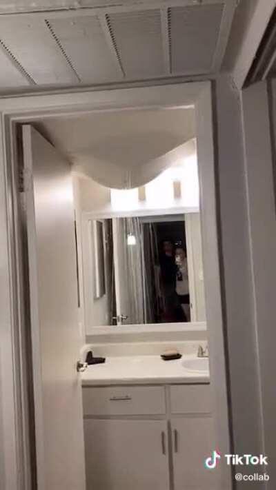 A bad situation gets a whole lot worse... 🤢 🤮