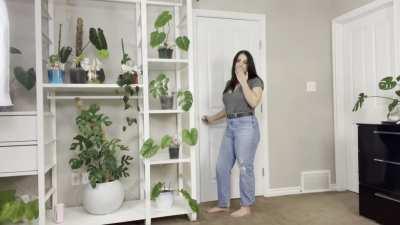 Female possession. (Bully Takes Over Your Mom's Body: by girlontop800.)