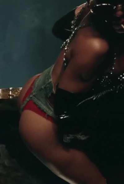 What would you do with her ass?