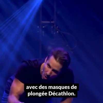 1er confinement : pas de masques, pas de tests. La Chine construit un hôpital de 1000 lits en dix jours, nous on regarde des tutos sur internet pour fabriquer des masques avec nos slips...