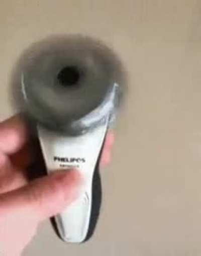 Perfect electric shaver doesn't exi...