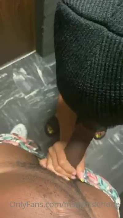 Ⓜ️slight$kℹn🅾️ne (View my bio for the details)