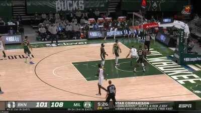 [Highlight] Blake Griffin skies for the putback jam off the KD miss