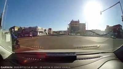 Taxi skips red light with devastating consequences