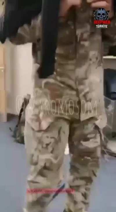 Turkish Military and their way of training... :0