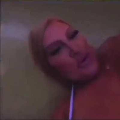 MF being unbothered because everyone has forgotten she exists in the middle of this enchanter war 😩🥰