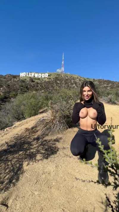 I shocked a few people who was taking selfies ahah