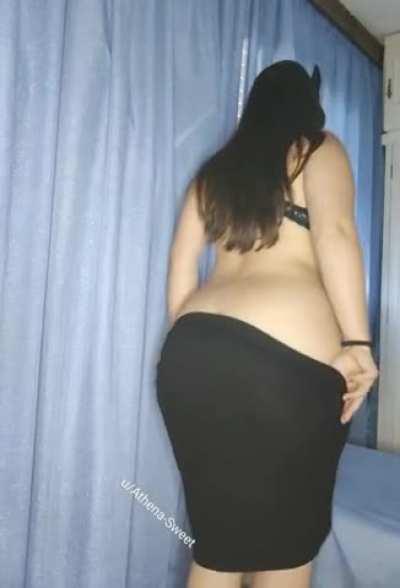 Come to my onlyfans so we can have fun together daddy 😘💞