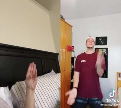 and w are back 🖐️