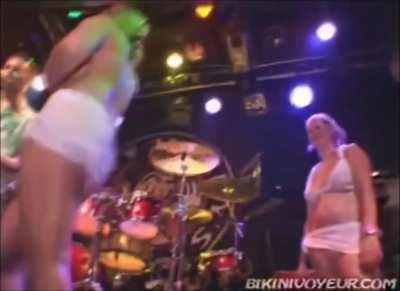 Big Titties McGee Wet T Contest 3