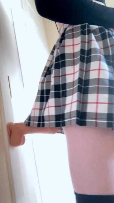 “What you doing standing up at the wall? Get on the floor and dan-ohh…”