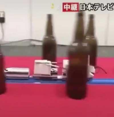 Idk why this reminded me of beatsaber but it did