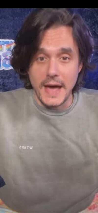 John Mayer cameo without chat. I know it's been posted a couple times with the chat on :)