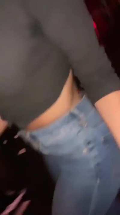 Son gros cul de beurette là hmmm 🍑