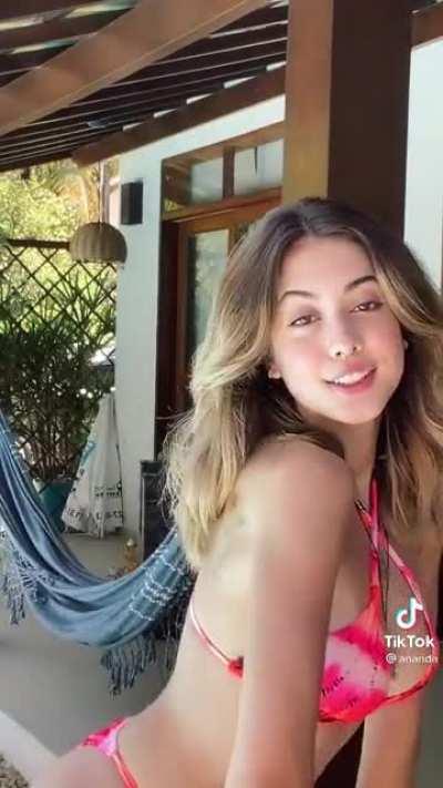 Ananda gostosa demais