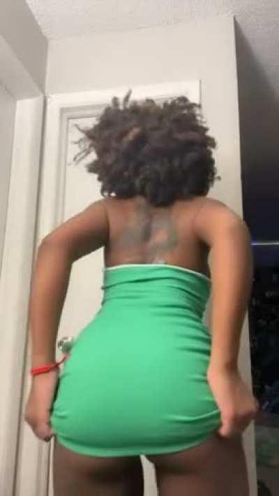 There’s no panties under my dress