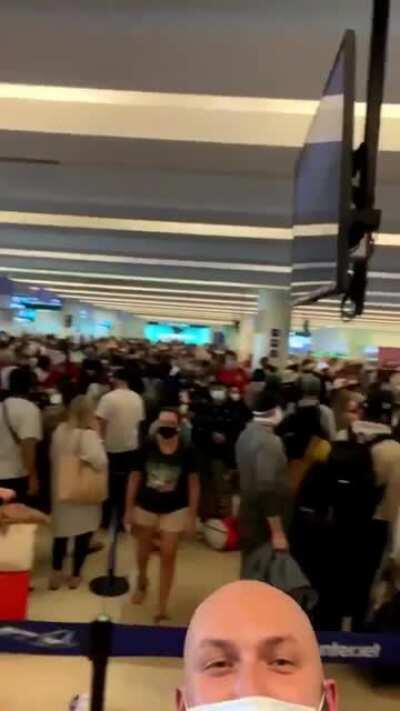 Aeropuerto de Cancún en época de pandemia