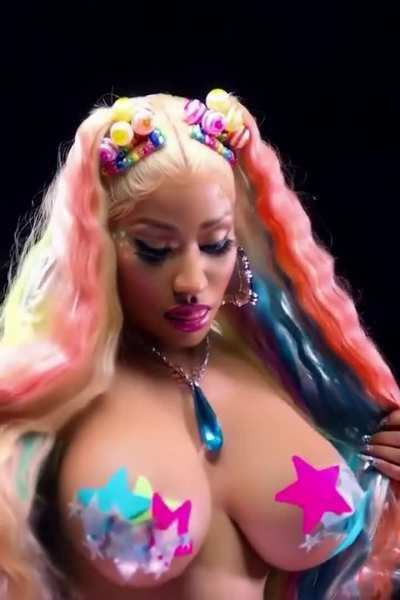Nicki Minaj has perfect tits