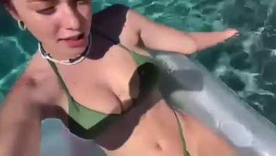 Just want to take her on a nice date