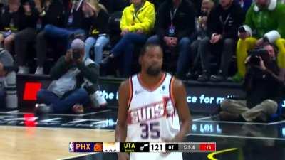 [Highlight] Kevin Durant hits a dagger against the Jazz... again! Same spot as last game!