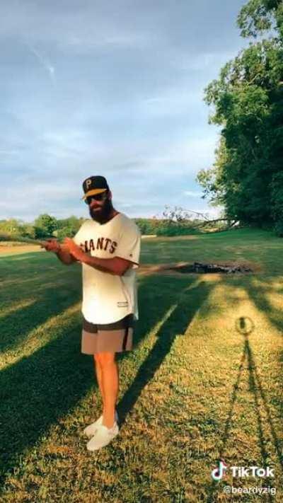 This man’s critical hit animation.