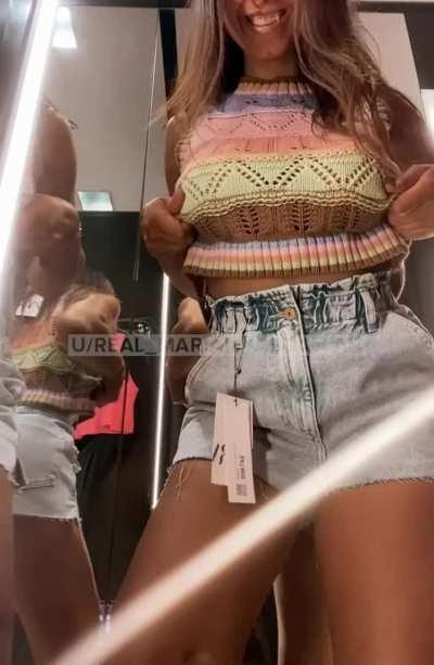 Your favorite Palestinian had some fun in the dressing room yesterday!