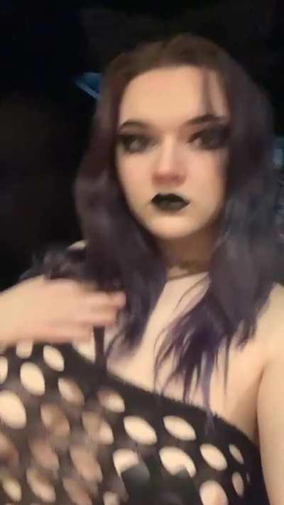 I feel so hot when I wear this fit